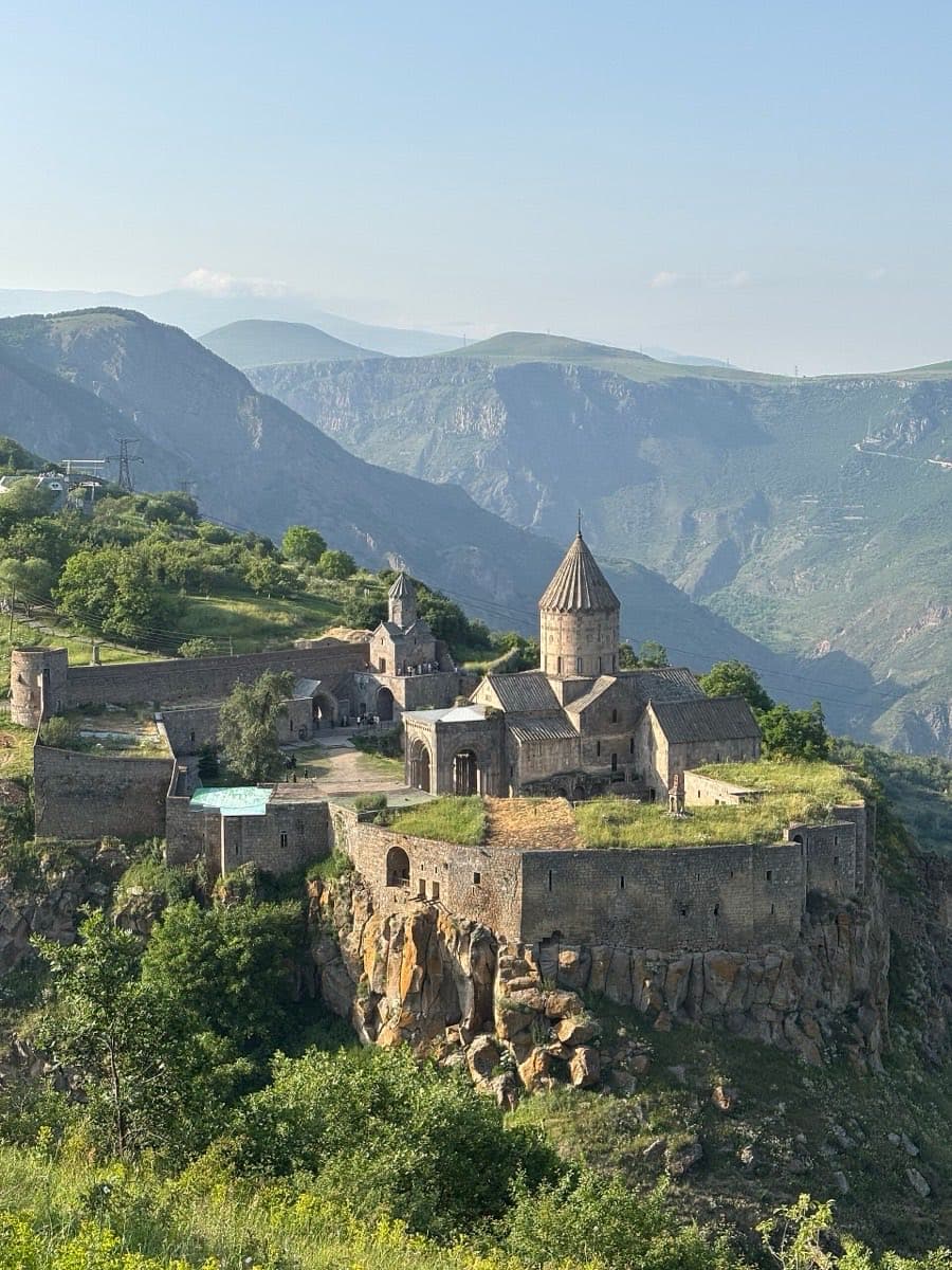 دير تاتيف الجبلي في أرمينيا